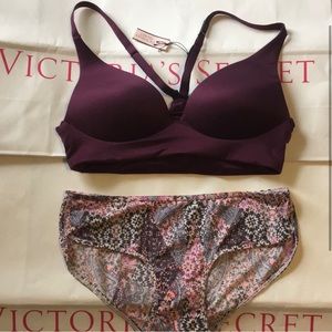 Victoria’s Secret set